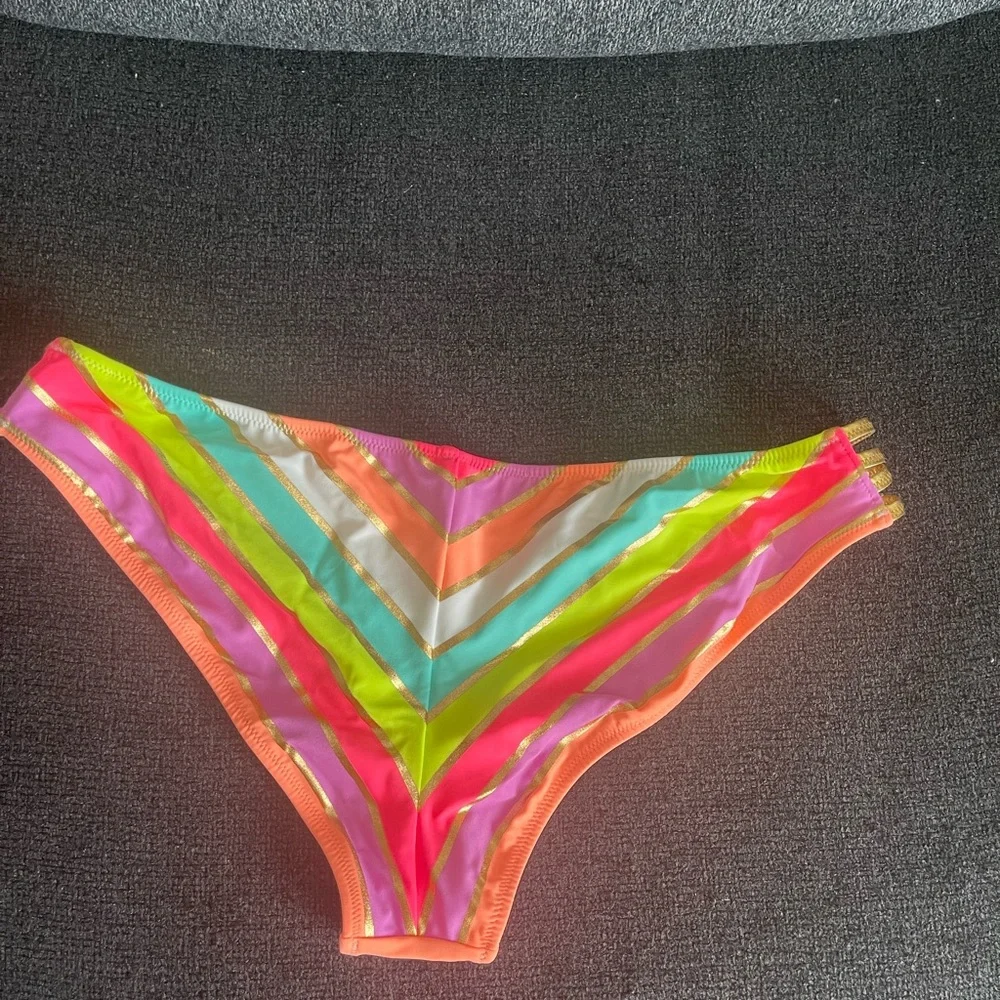 👙 Bikini 👙 - Picture 5 of 7